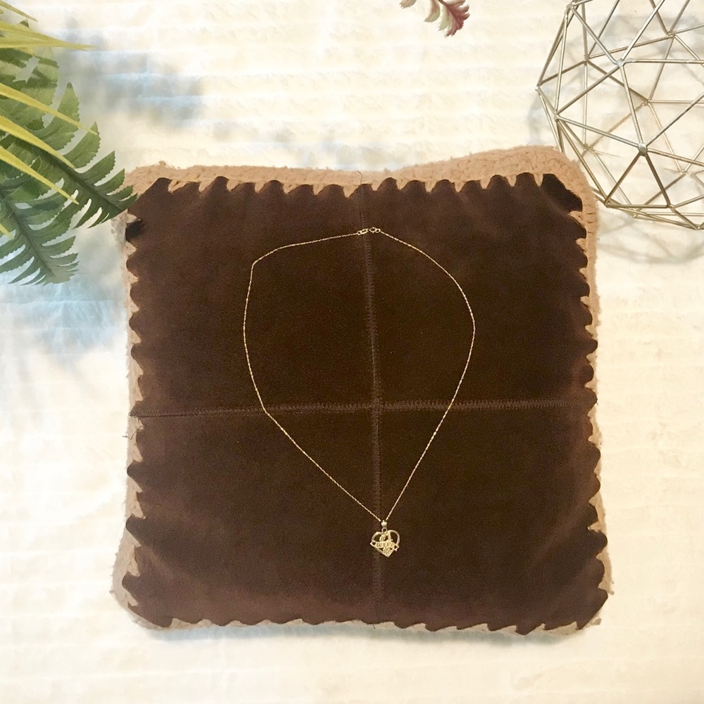 14K💛Yellow Gold Wife Heart Pendant Necklace